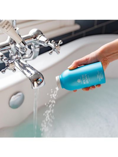 Molton Brown Coastal Cypress & Sea Fennel Bath Salts - Vorspaget Home