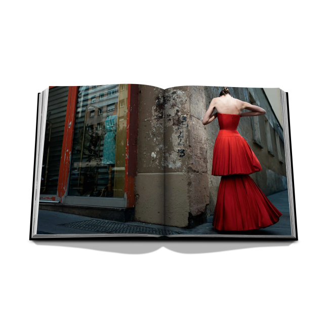 ASSOULINE | Assouline | Koffietafelboek | Dior by Raf Simons | Deel 6