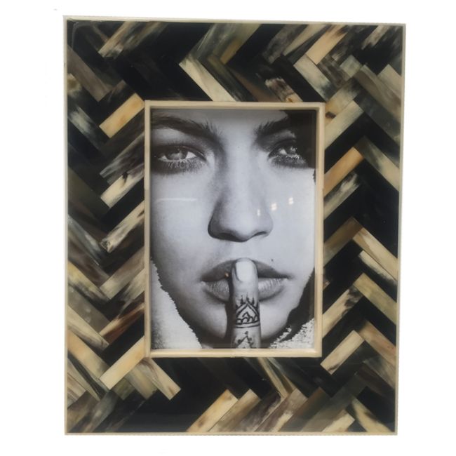 Fotolijst Emma | Visgraatpatroon | Hoorn | Zwart/beige | 20x30cm