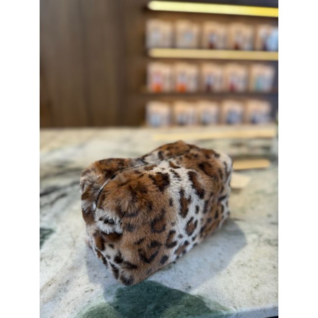 KHUS COLLECTION | Khus Collection | Toilettas | Leopard