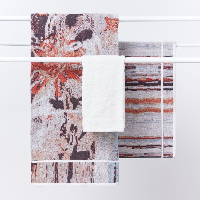 INNATE COLLECTION | Innate Collection | Shadows | Badhanddoek | Salt