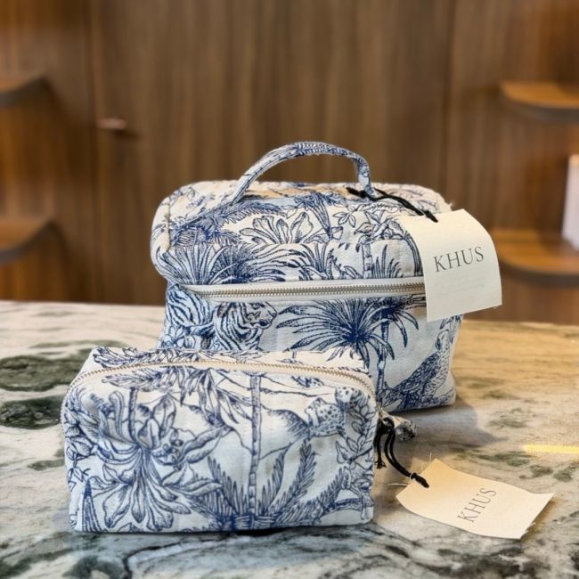 KHUS COLLECTION | Khus Collection | Toilettas | Tropics in Blue | Large
