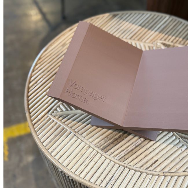 VORSPAGET HOME | Vorspaget Home | Boekenstandaard | Mocha Mousse