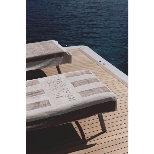 PLACE RESERVEE | Place Reservee | Strandlaken | Sand