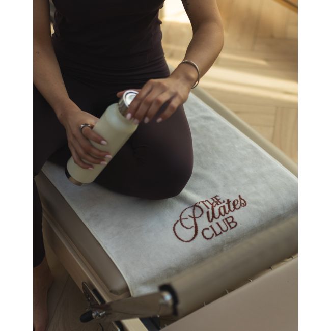 PLACE RESERVEE | Place Reservee | Sporthanddoek | The Club | Pilates Club