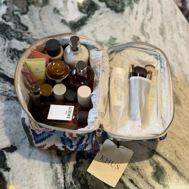 KHUS COLLECTION | Khus Collection | Toilettas | Tropics in Blue | Large