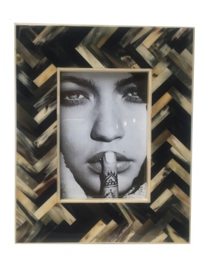 Fotolijst Emma | Visgraatpatroon | Hoorn | Zwart/beige | 20x30cm